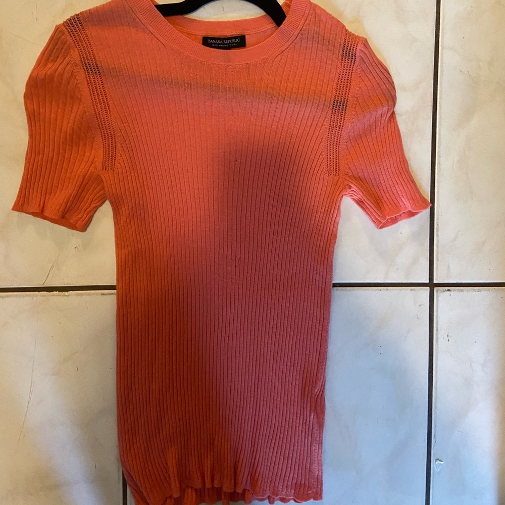 Women’s L banana republic merino wool short sleeve sweater